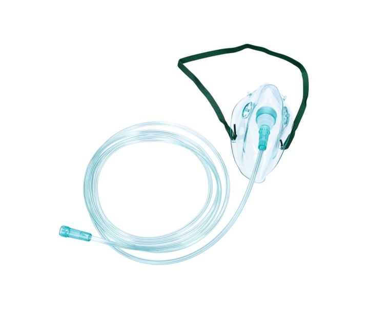Przezroczysta maska tlenowa z rurką i paskiem na głowę na białym tle.